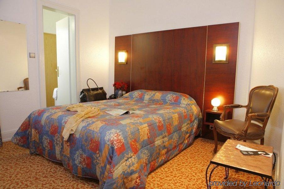 Hotel Le Bristol Strasbourg Gare Oda fotoğraf