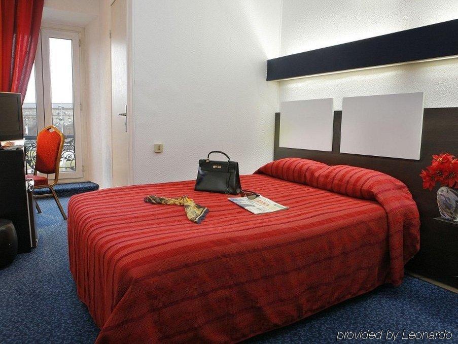 Hotel Le Bristol Strasbourg Gare Oda fotoğraf